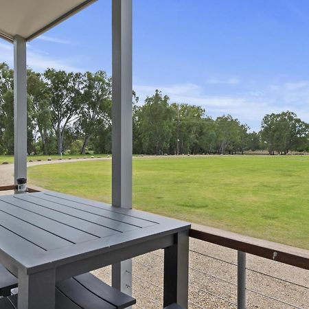 Ingenia Holidays Wagga Wagga Bagian luar foto