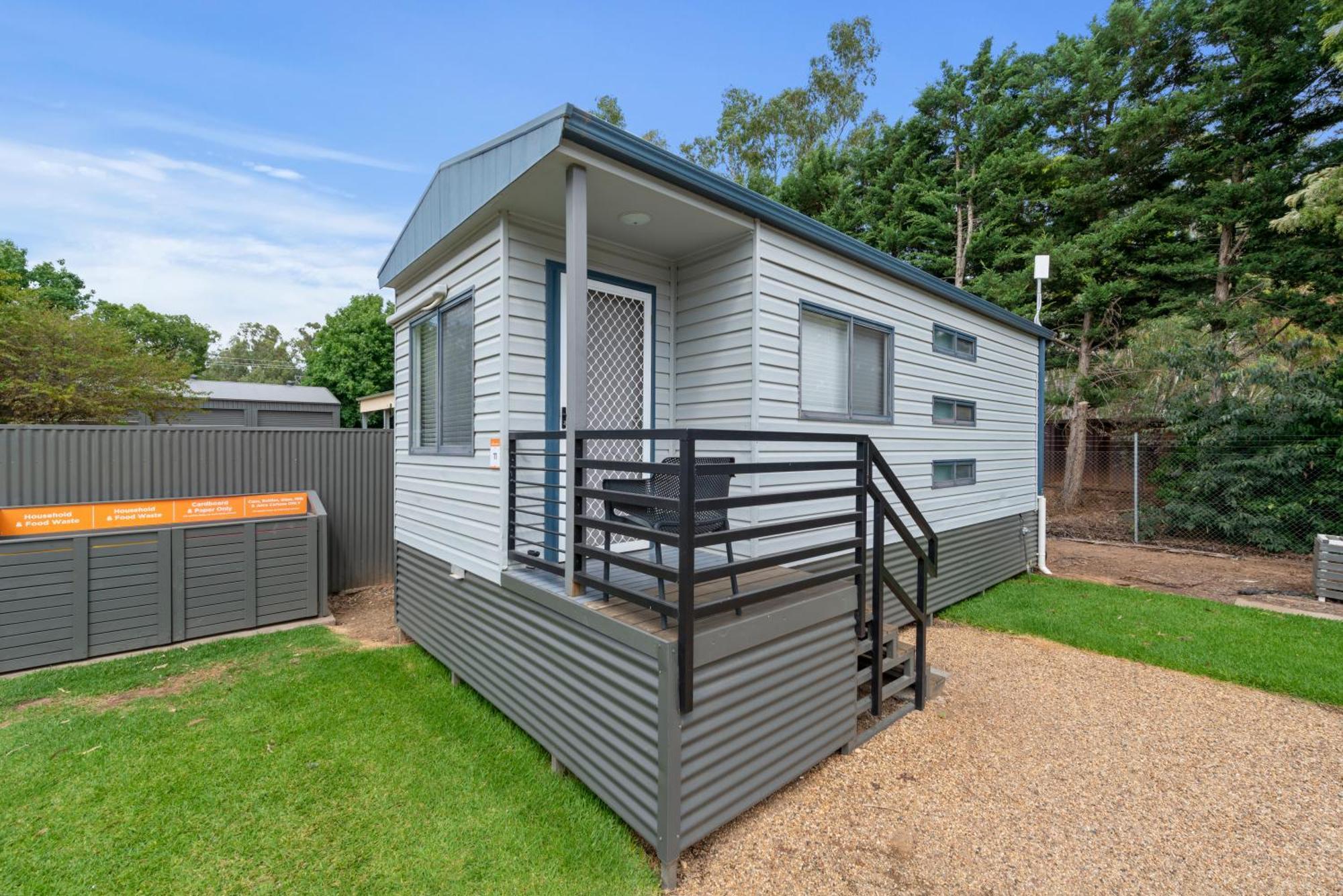 Ingenia Holidays Wagga Wagga Bagian luar foto